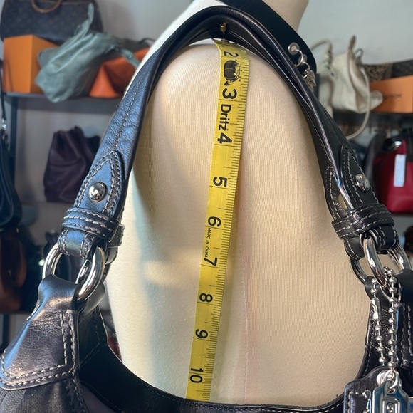 COACH 13894 black canvas/leather hobo shoulder bag. - Picture 3 of 15